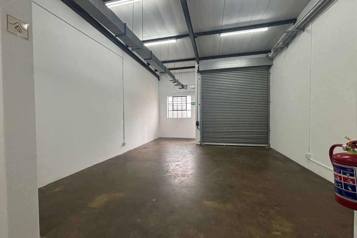 SECURE 124m2 INDUSTRIAL WAREHOUSE TO RENT IN MAITLAND - Photo 2