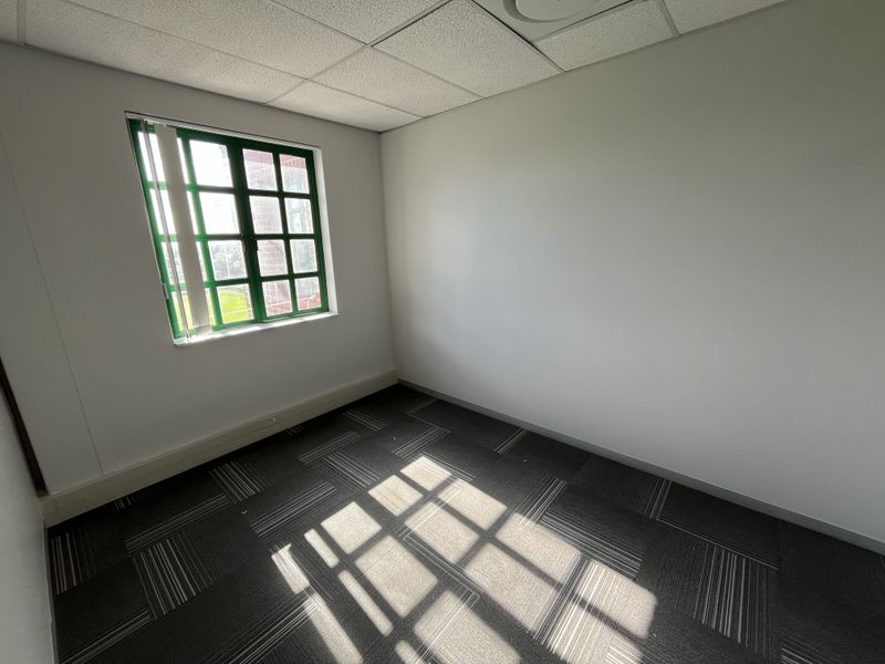 Elevated Office Suite with Scenic Park Views in Brookside Office Park, Claremont - Photo 9