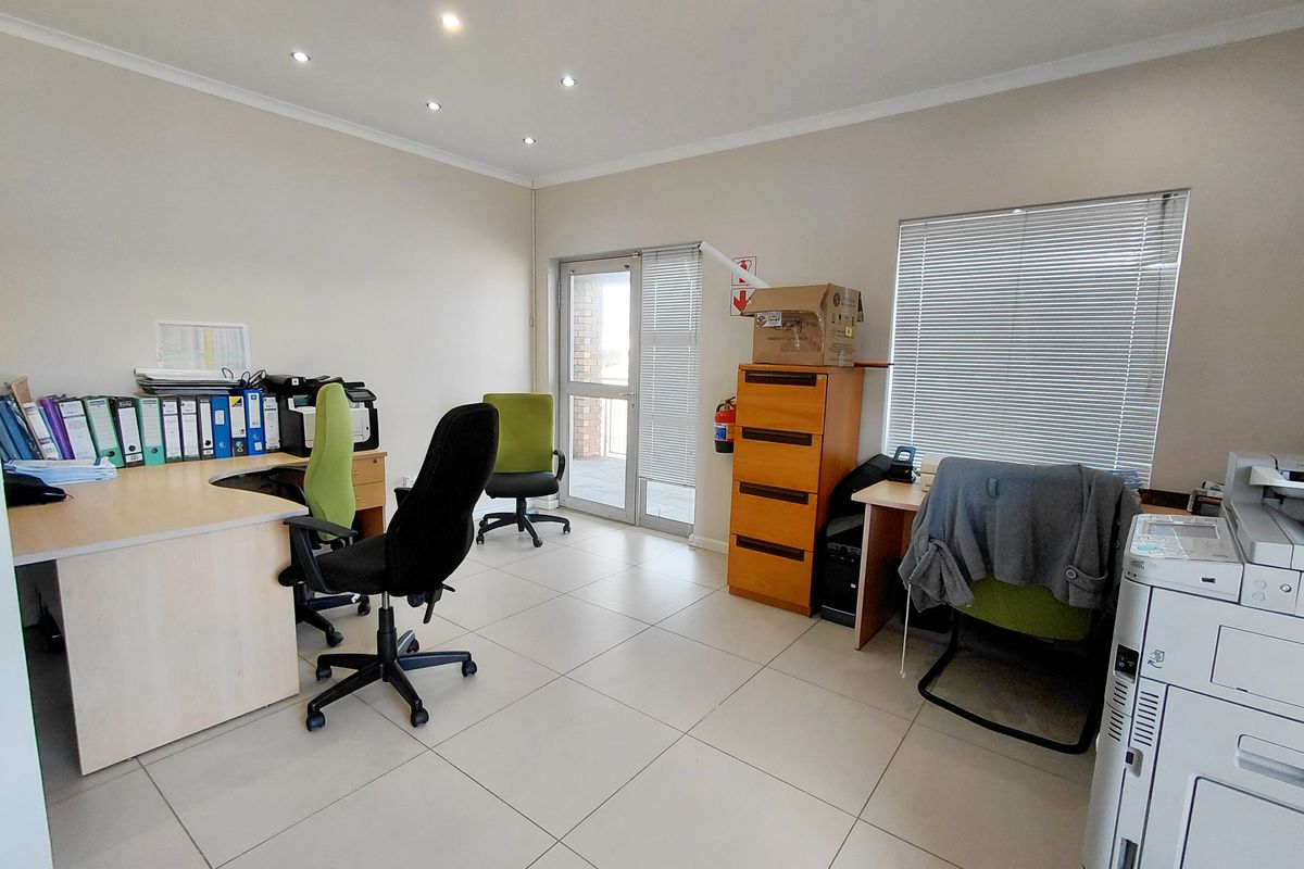 MOUNT PLEASANT OFFICE SPACE AVAILABLE FOR RENT - Photo 2