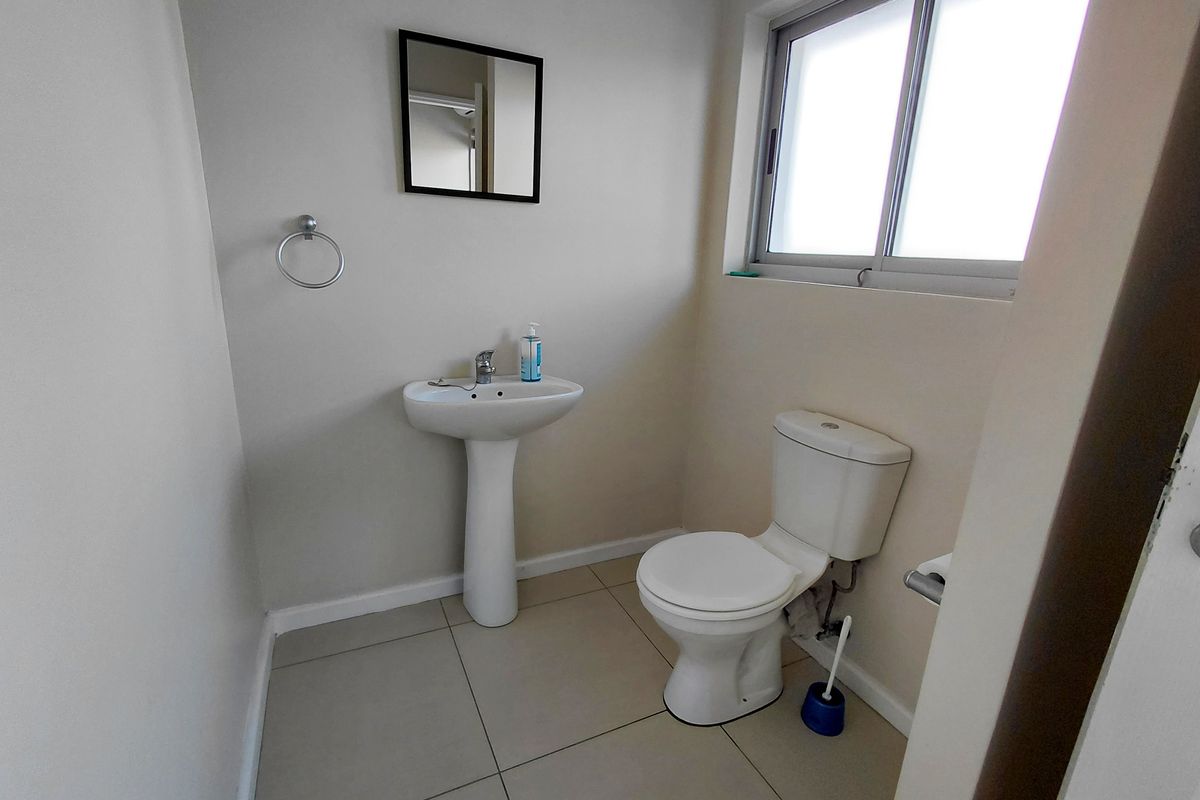 MOUNT PLEASANT OFFICE SPACE AVAILABLE FOR RENT - Photo 4