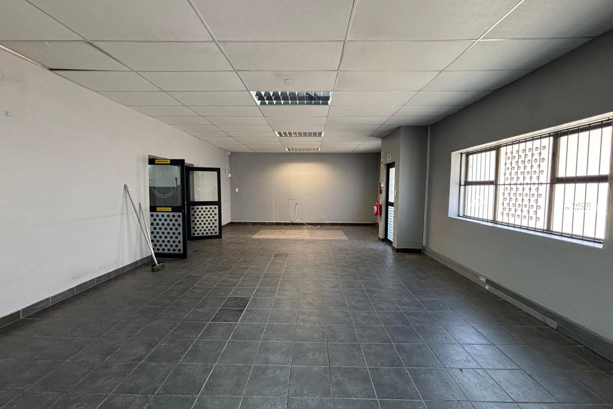 1054m2 Premium Warehouse To Let in The Studios, Atlas Gardens - Photo 2