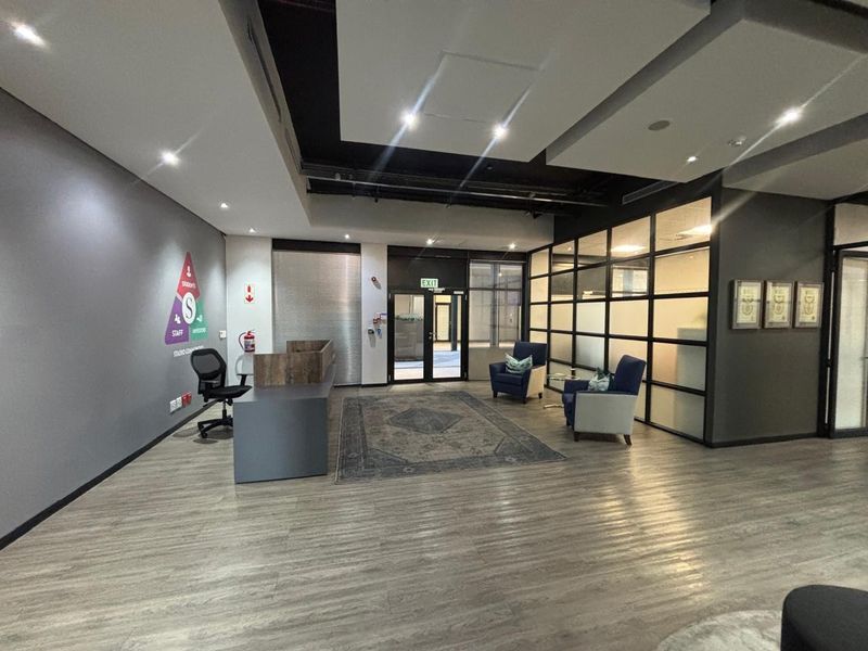 A-Grade Office Opportunity in the heart of Durbanville - Photo 6