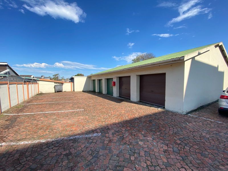 Building Rental Monthly In George - Photo 4