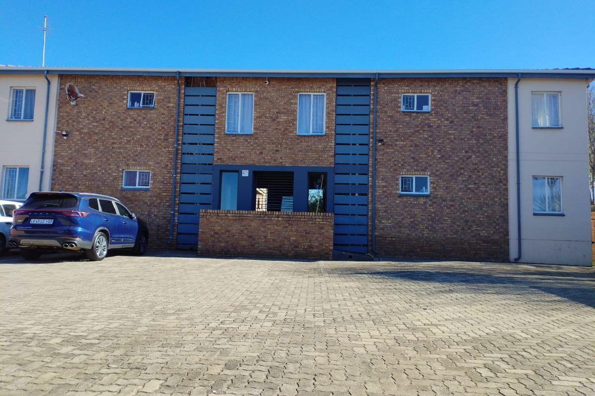Block of flats - Photo 3