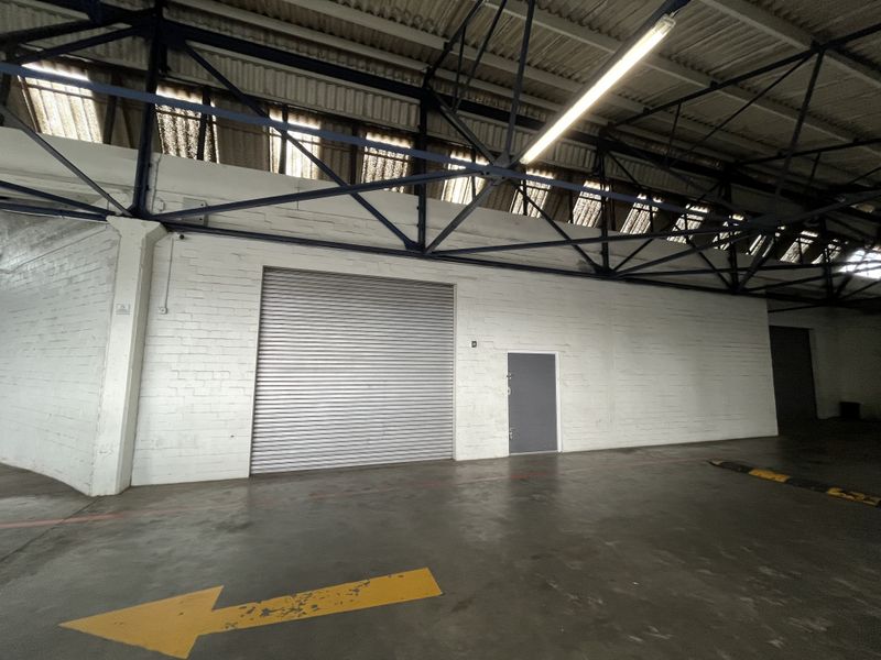 Prime Paarden Eiland Warehouse, 650m2 Unit with Excellent Access - Photo 4