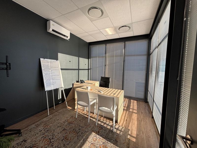 Well-Appointed Commercial Office Space To Let in Village Square, Durbanville CBD - Photo 9