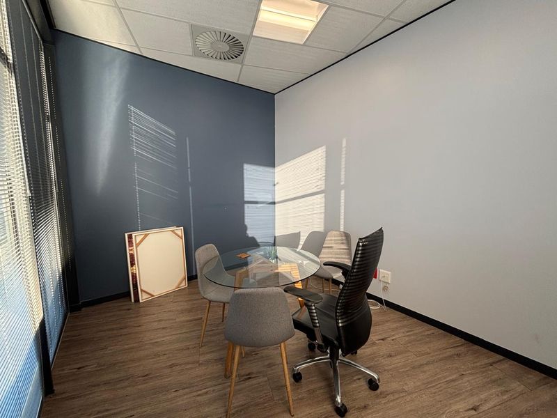 Well-Appointed Commercial Office Space To Let in Village Square, Durbanville CBD - Photo 8