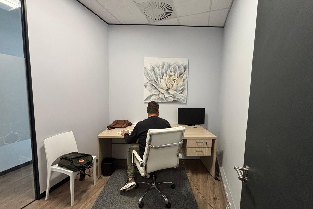 Well-Appointed Commercial Office Space To Let in Village Square, Durbanville CBD - Photo 3