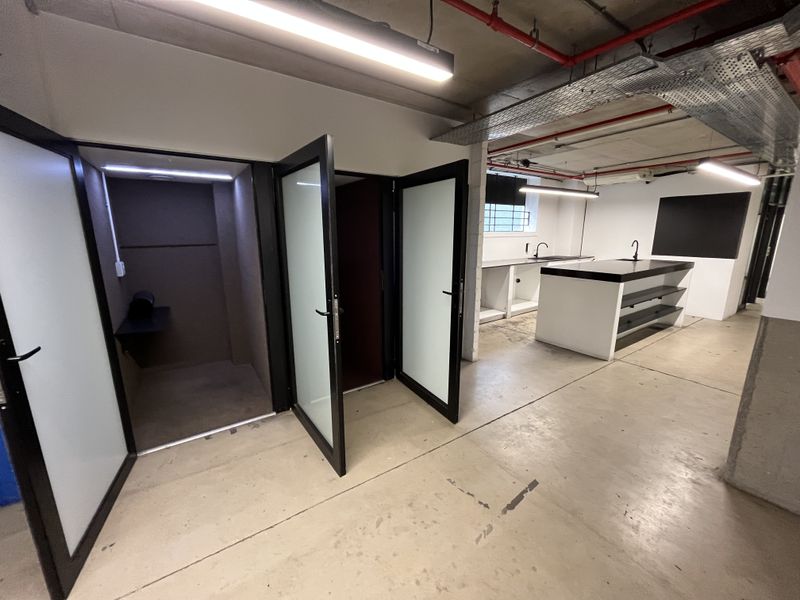 Creative Ground Floor Business Space at 22 Ironworks, Woodstock - Photo 8