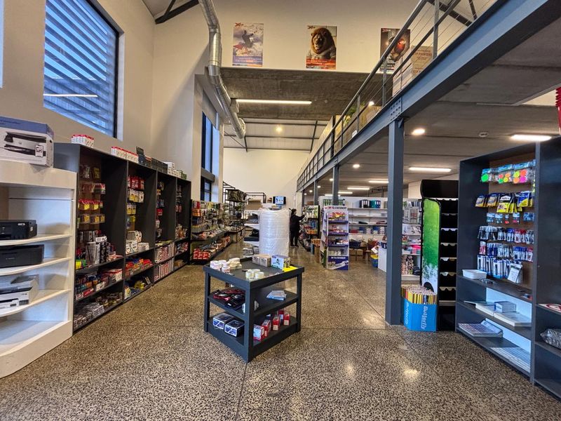Modern 479m2 Warehouse To Let in Stonewood Industrial Park - Photo 4