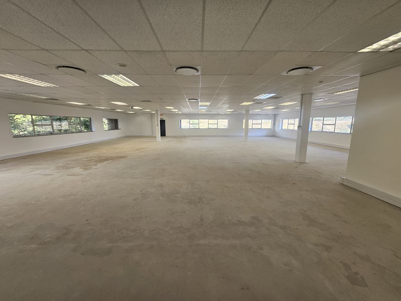 Full Title Premium Modern Free-standing 7, 296m2 Office Building for Sale or to Rent in Longmeadow - Photo 4