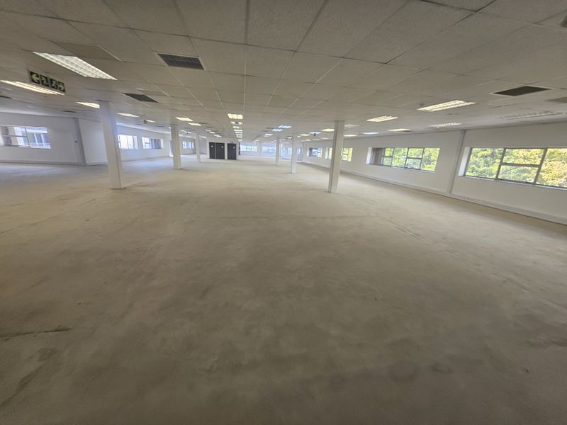 Full Title Premium Modern Free-standing 7, 296m2 Office Building for Sale or to Rent in Longmeadow - Photo 5