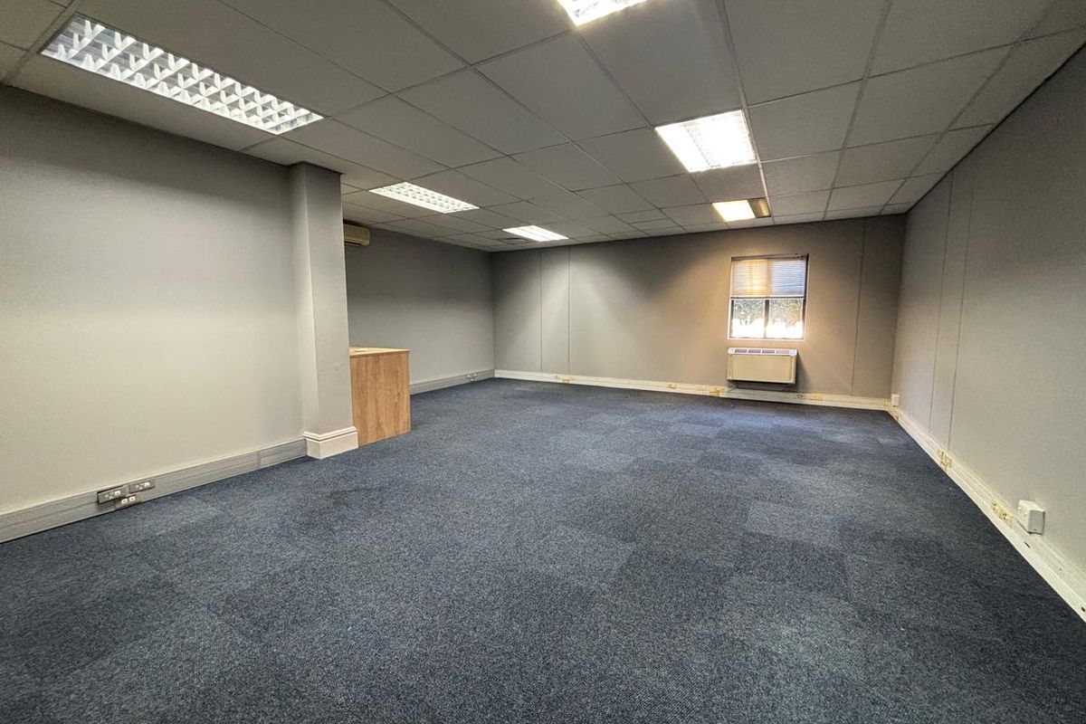Prime 60sqm Office Space Available to Let in Tyger Valley - Photo 4