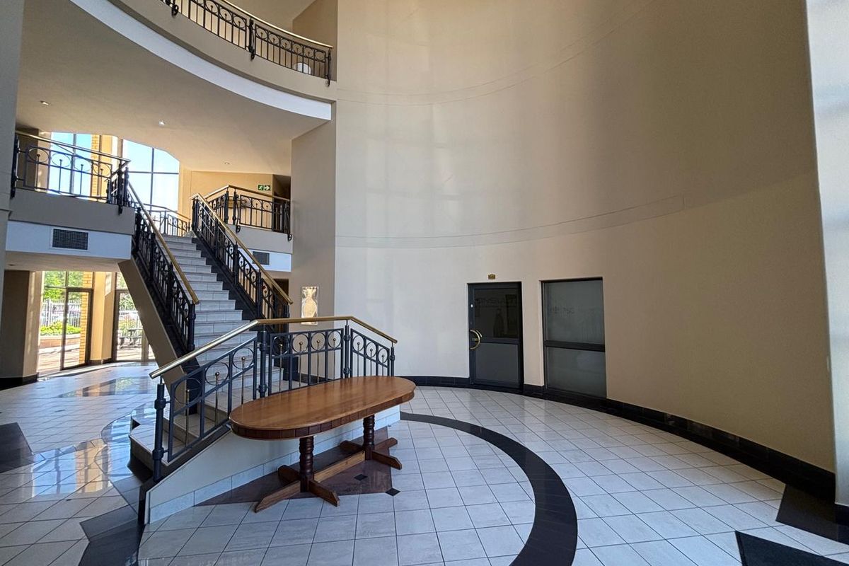 Prime 60sqm Office Space Available to Let in Tyger Valley - Photo 2
