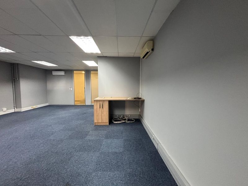 Prime 60sqm Office Space Available to Let in Tyger Valley - Photo 8