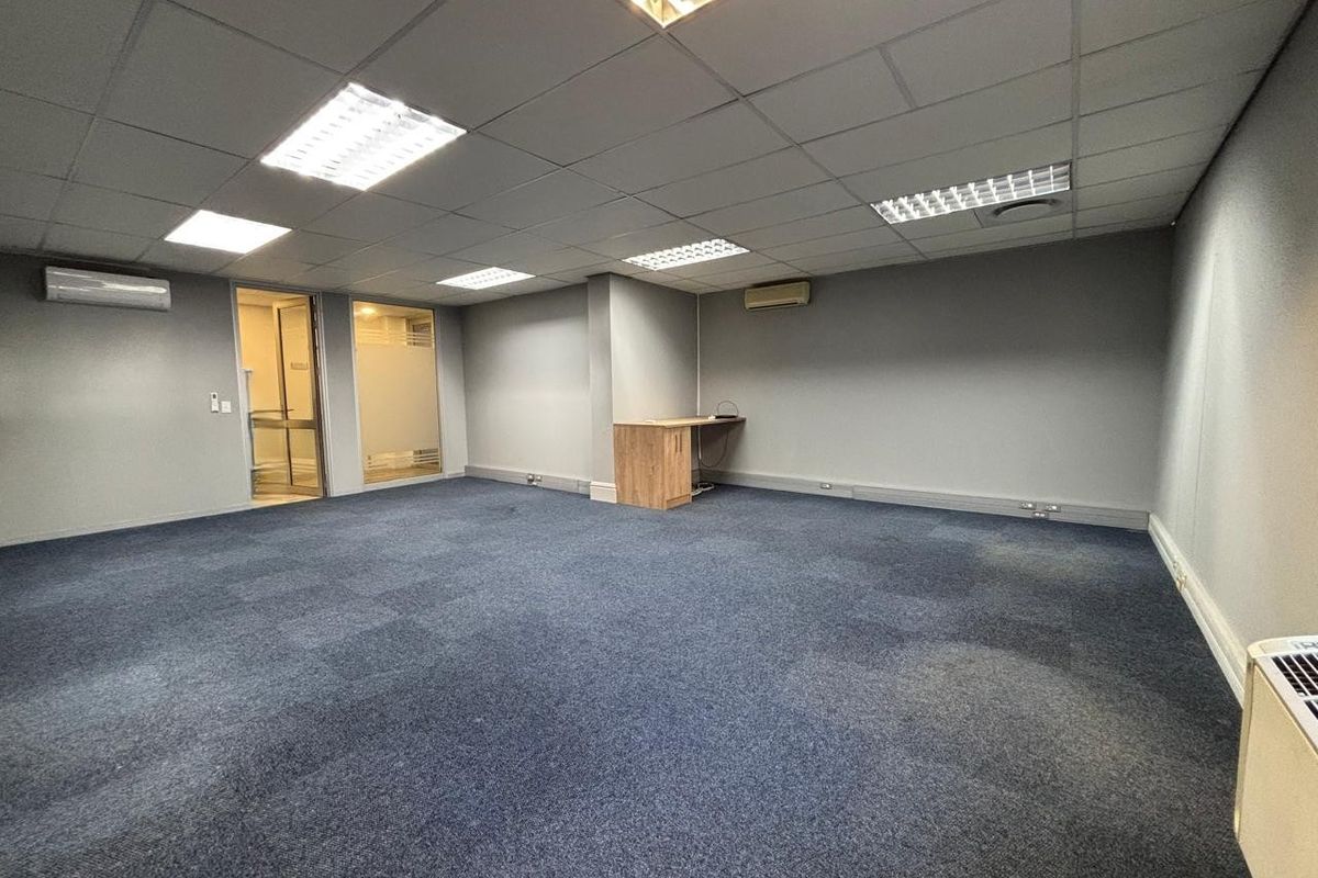 Prime 60sqm Office Space Available to Let in Tyger Valley - Photo 3