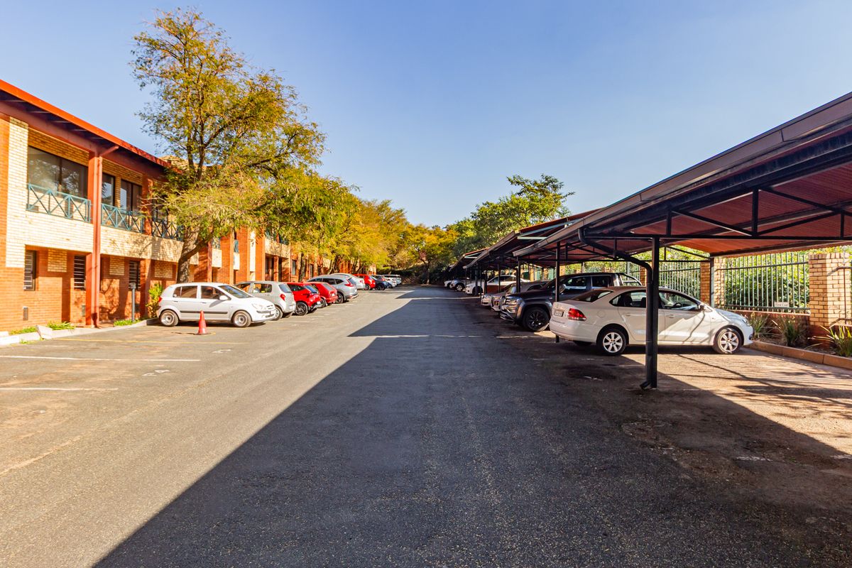 Rarely Available Sandton Offices For Sale. Available Now. - Photo 3