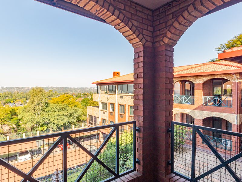 Rarely Available Sandton Offices For Sale. Available Now. - Photo 4