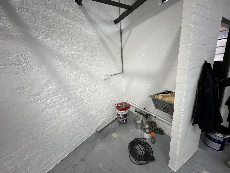 High-Exposure Warehouse & Showroom on Montague Drive - Photo 5