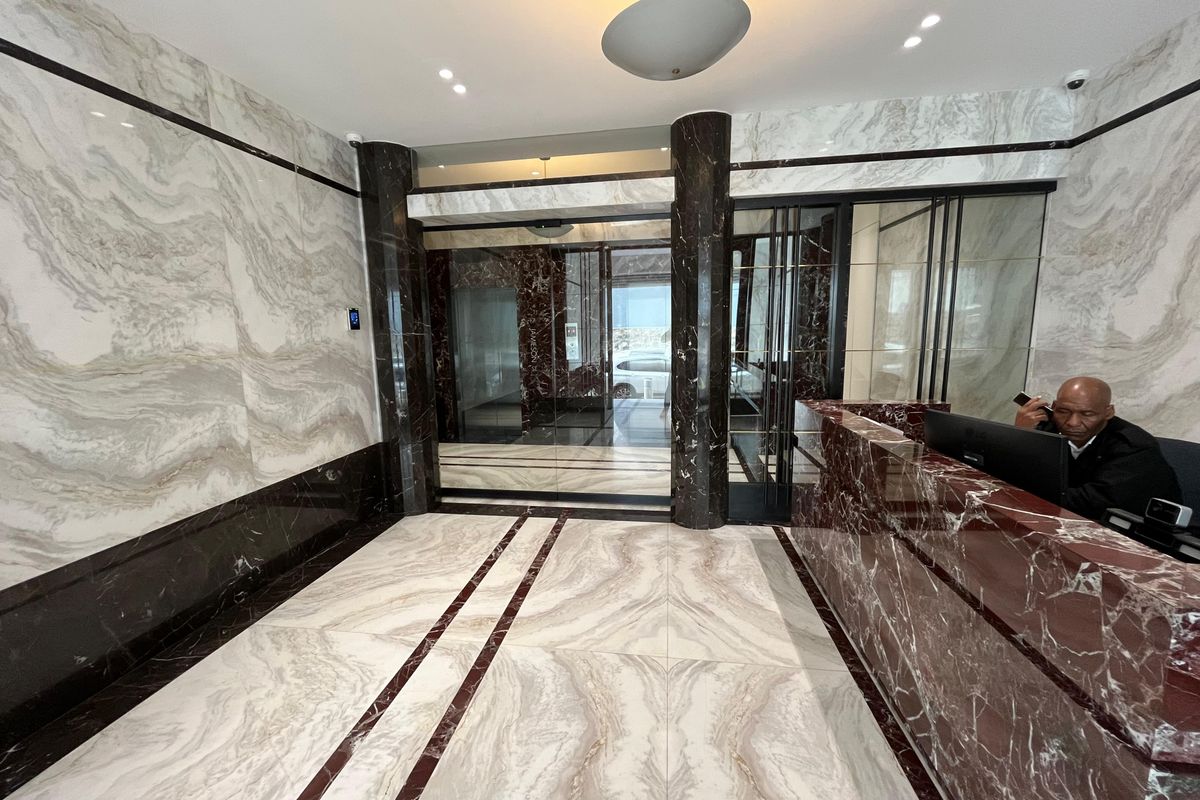 Bright & Contemporary Office Space in the Heart of Cape Town CBD - Photo 4