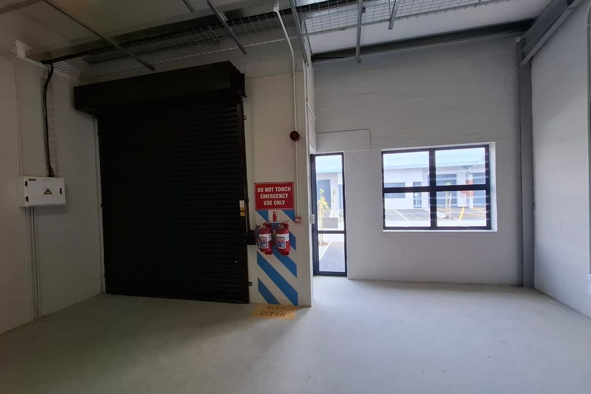Modern Warehouse in Secure Business Park. The Exchange, Milnerton. - Photo 4