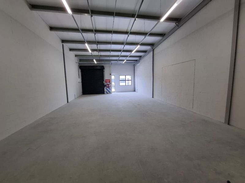 Modern Warehouse in Secure Business Park. The Exchange, Milnerton. - Photo 8