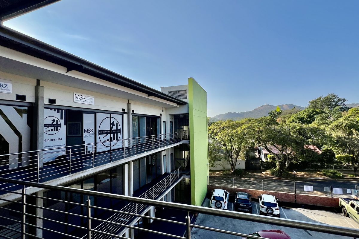 OFFICE SPACE TO LET - Photo 2