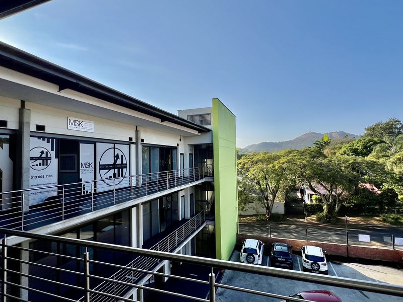 OFFICE SPACE TO LET - Photo 2