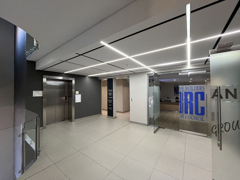 Premium 1,194m2 Office Space To Let in Prestigious Centennial Place, Century City. - Photo 2