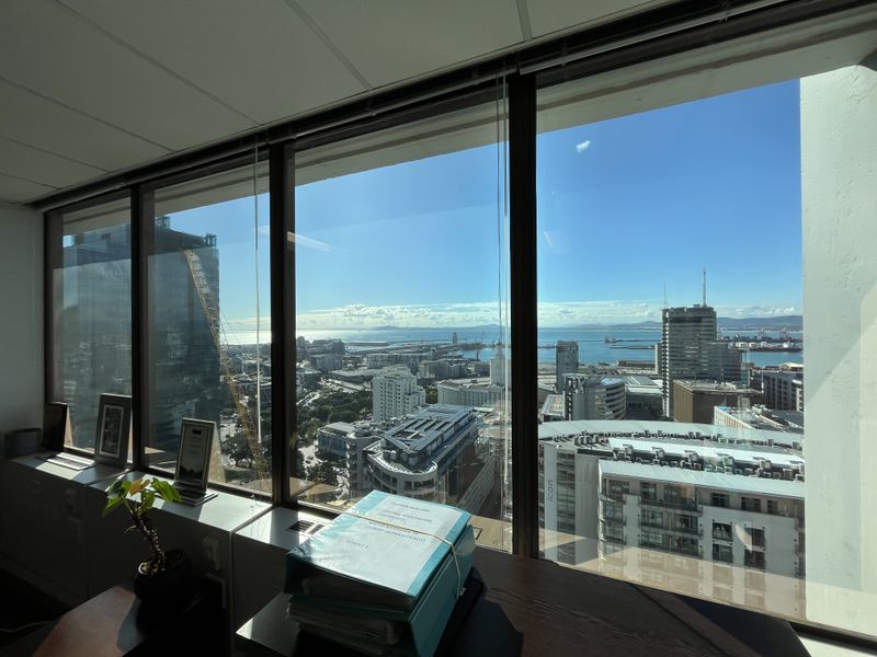 Premium 22nd Floor Office with Spectacular City & Mountain Views, 2 on Long. - Photo 5