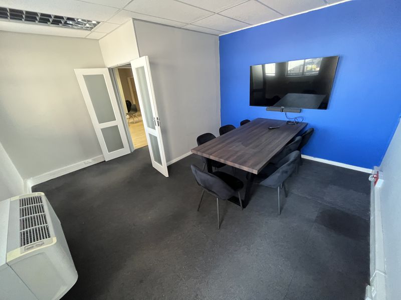 Flexible 107m2 Office with Balcony in Millennium Business Park, Century City - Photo 5