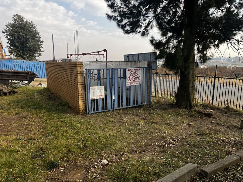 UNRIVALED HEAVY INDUSTRIAL POWERHOUSE | DEVLAND, JOHANNESBURG. - Photo 7