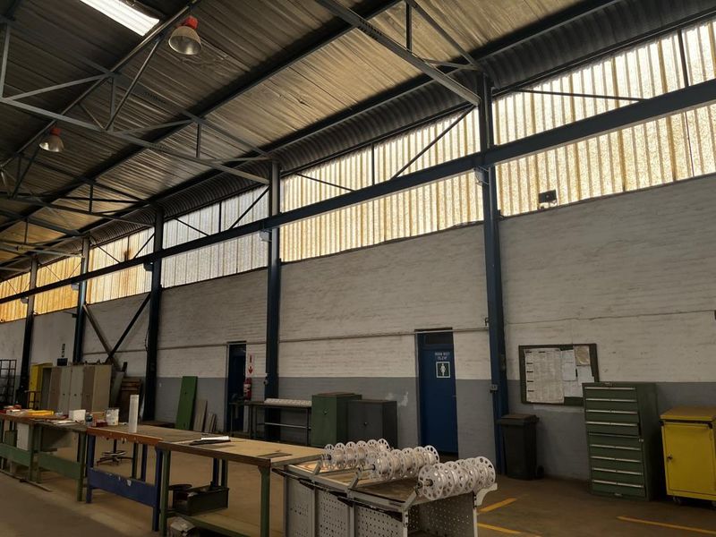 UNRIVALED HEAVY INDUSTRIAL POWERHOUSE | DEVLAND, JOHANNESBURG. - Photo 6