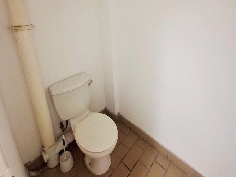 WALMER RETAIL SPACE AVAILABLE FOR RENT - Photo 6