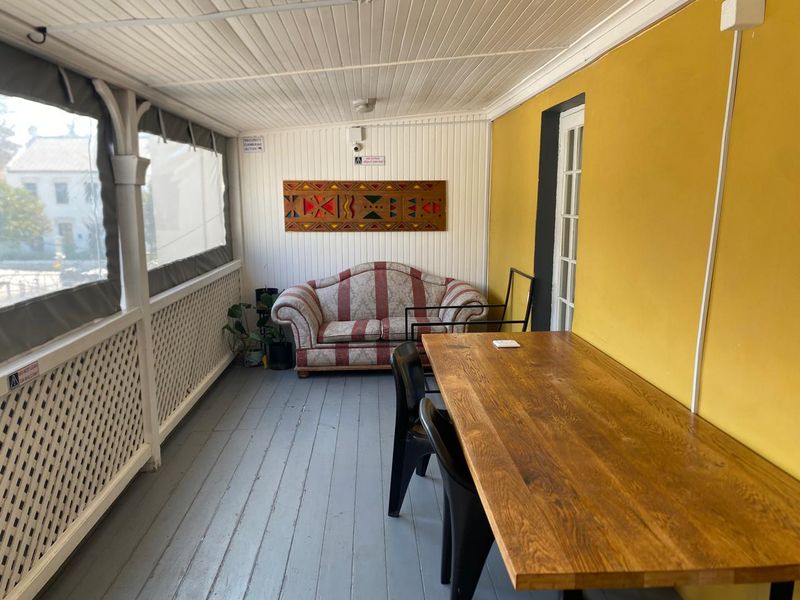 CALLING ALL INVESTORS : STUDENT ACCOMMODATION (NOT YET NSFAS ACCREDITED) - Photo 2
