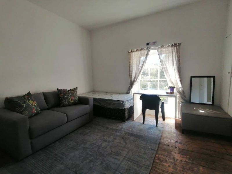 CALLING ALL INVESTORS : STUDENT ACCOMMODATION (NOT YET NSFAS ACCREDITED) - Photo 6