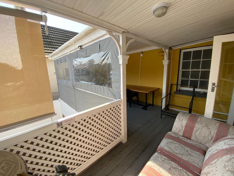 CALLING ALL INVESTORS : STUDENT ACCOMMODATION (NOT YET NSFAS ACCREDITED) - Photo 3
