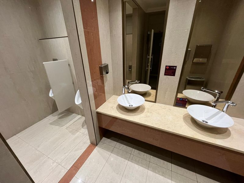 Premium Ground-Floor business unit in The Estuaries, Century City - Photo 5