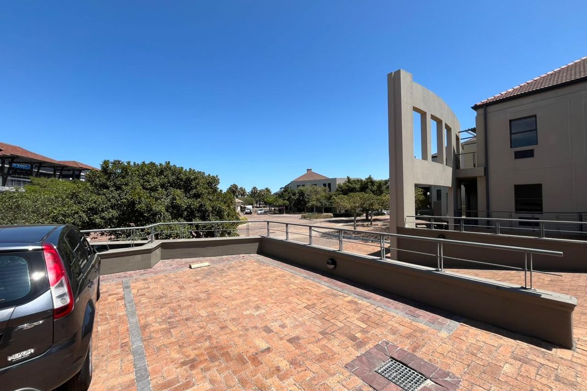 Premium Ground-Floor business unit in The Estuaries, Century City - Photo 2