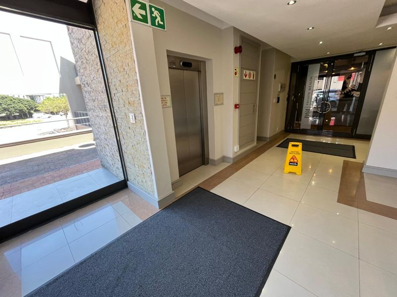 Premium Ground-Floor business unit in The Estuaries, Century City - Photo 3