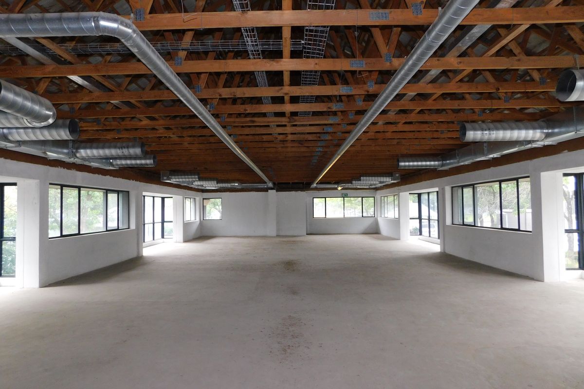 A Grade Modern First Floor Offices To Let Or For Sale. - Photo 5