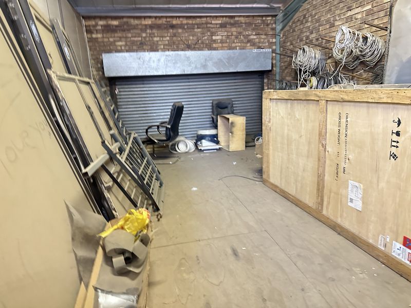 Workshop For Sale In Pretoria - Photo 2