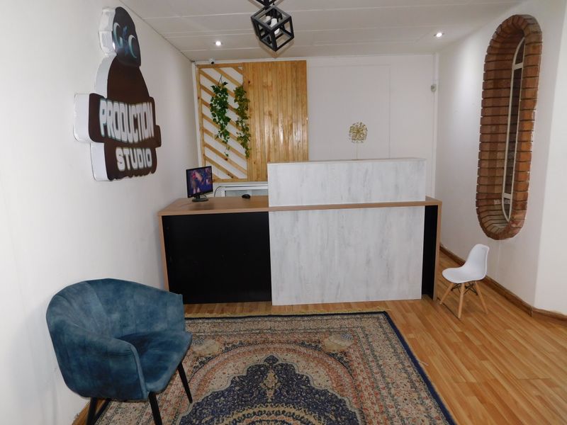 Ground Floor Premises Used For Sound / Recording Studios. - Photo 4