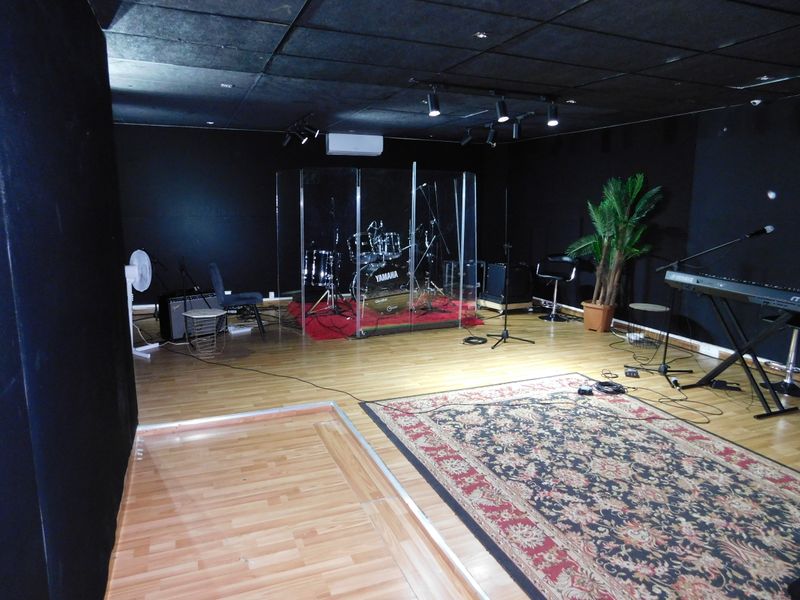 Ground Floor Premises Used For Sound / Recording Studios. - Photo 7