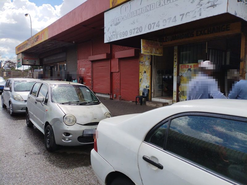 7 retail shops for sale - Photo 4