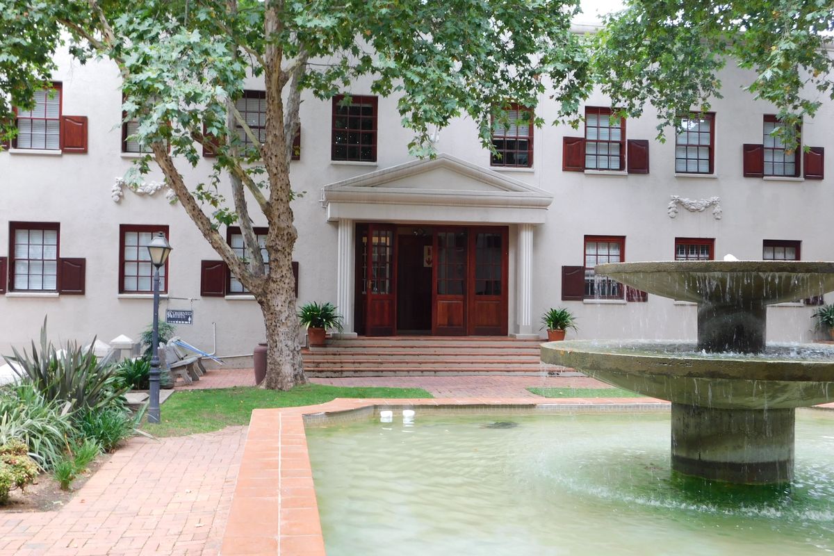 Character Offices In A Lovely Peaceful Garden Setting. - Photo 5