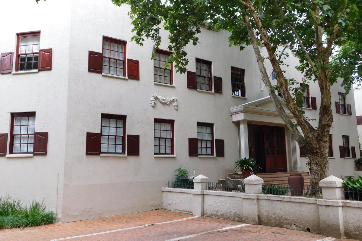 Character Offices In A Lovely Peaceful Garden Setting. - Photo 3