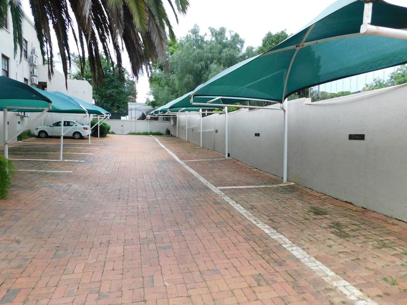 Character Offices In A Lovely Peaceful Garden Setting. - Photo 10