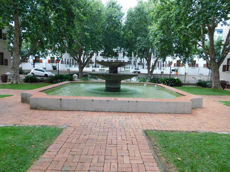 Character Offices In A Lovely Peaceful Garden Setting. - Photo 4