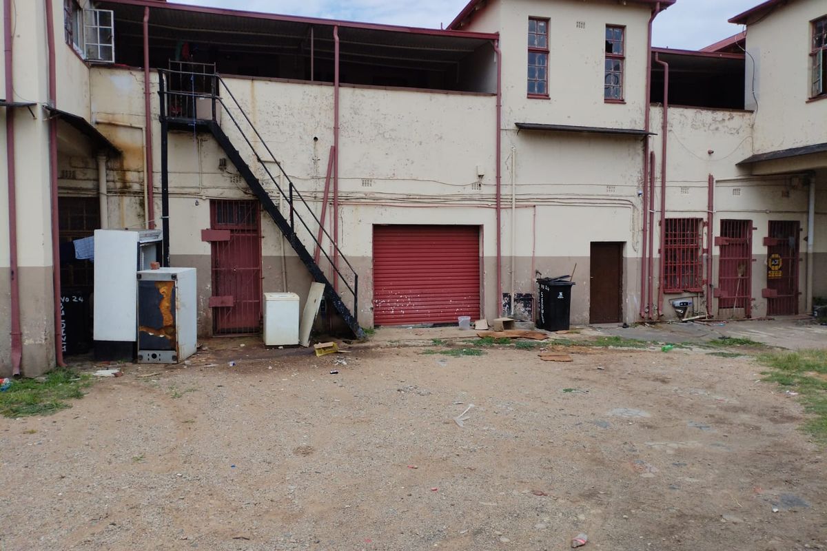 Retail For Sale In Springs - Photo 3